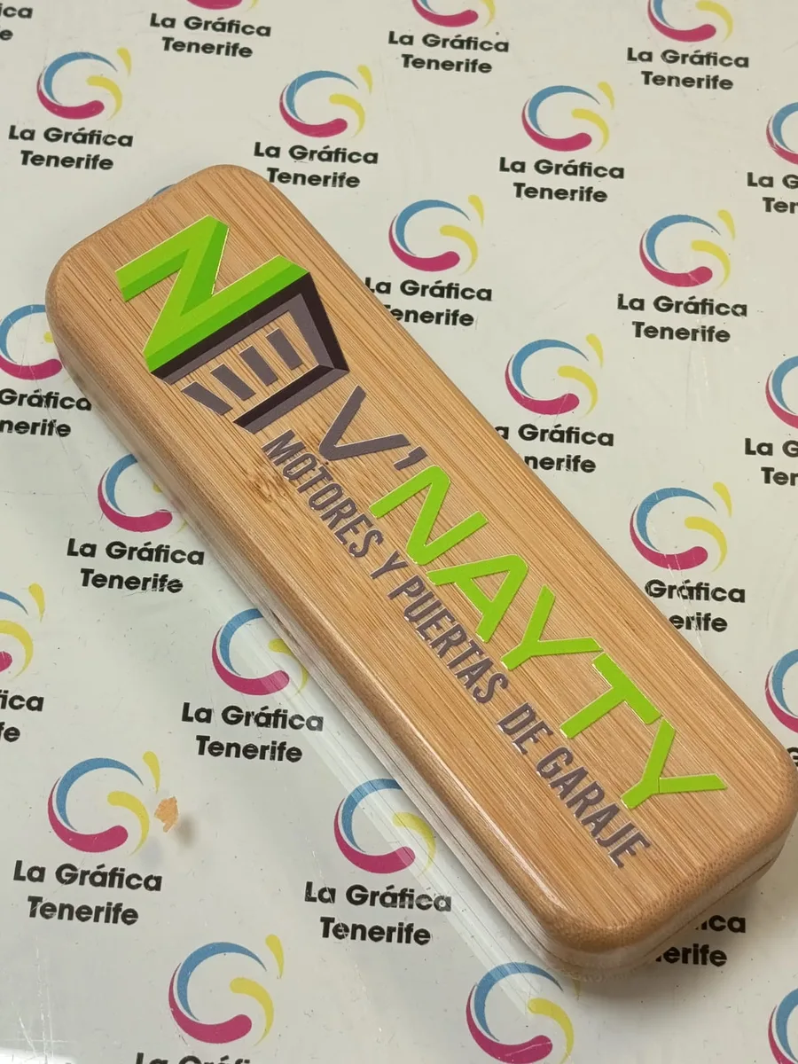 Caja de Bambú para Bolígrafo — La Gráfica Tenerife