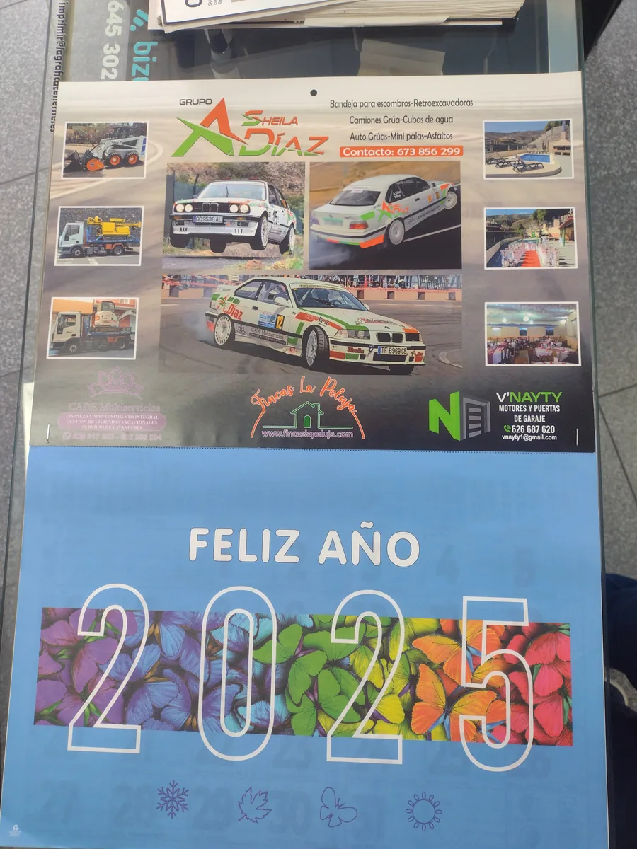Calendario de Pared con Faldilla 2025 — La Gráfica Tenerife