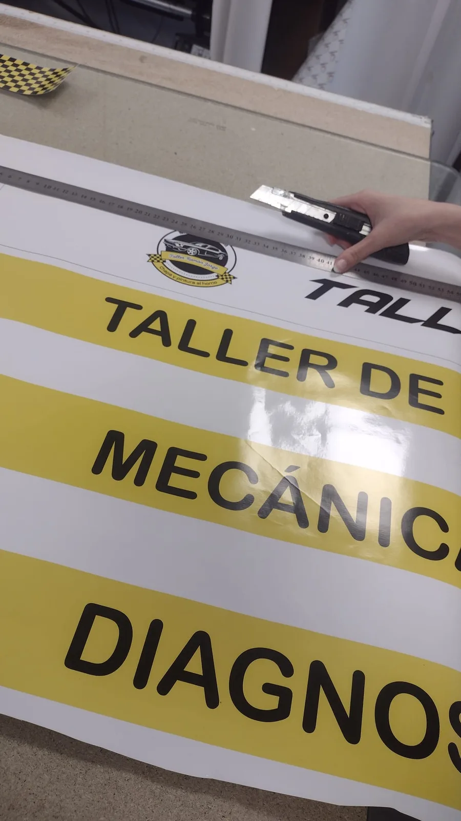 Vinilo de Impresión para Rotulación Vehicular — La Gráfica Tenerife
